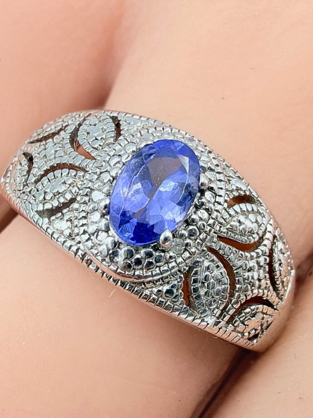 Sparkling Marked Sterling Silver Blue Oval Glass Filigree Ring Sz 9